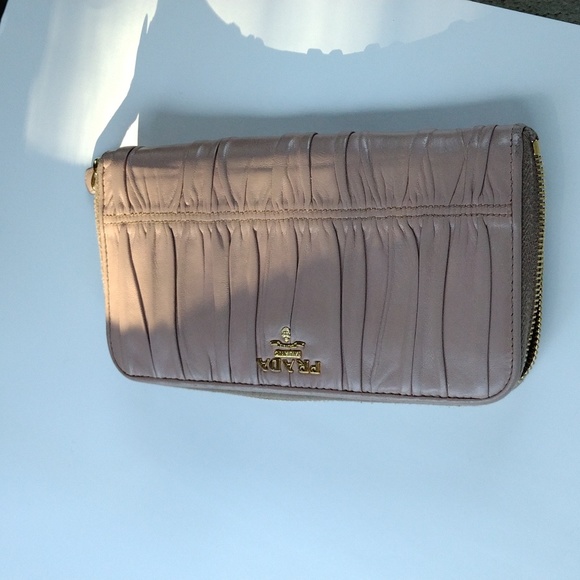 Prada beige Nappa gaufre leather long wallet - Picture 10 of 12